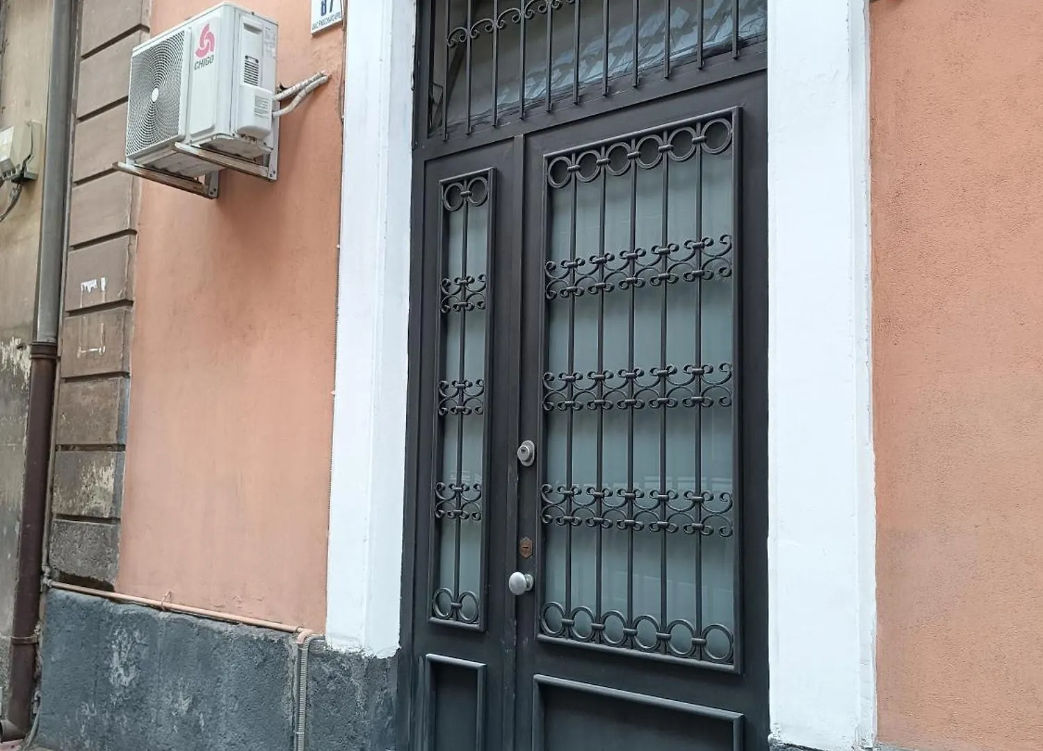 Central House Catania 0*,  Italien